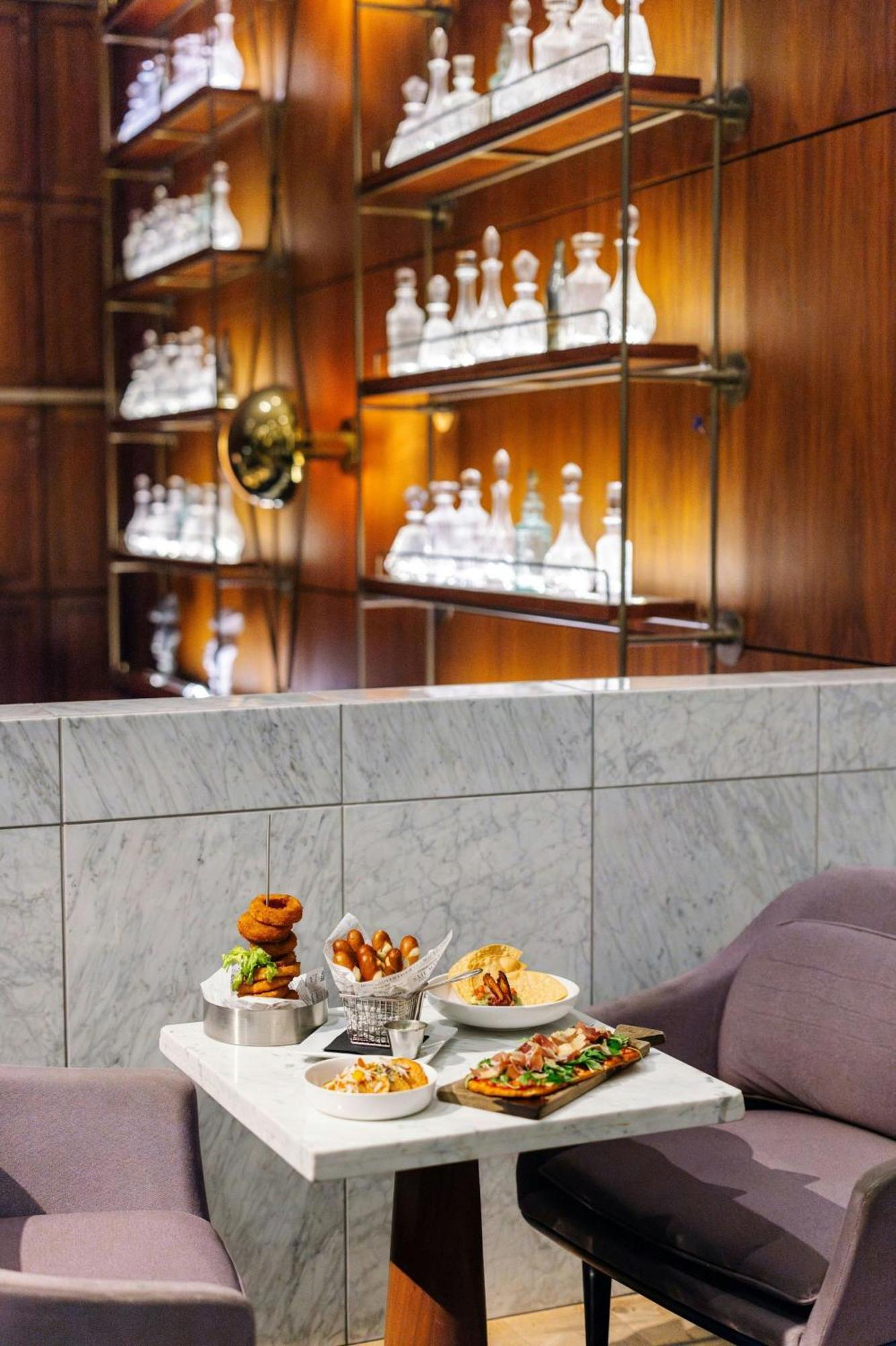 Sheraton Grand Los Angeles Eksteriør billede